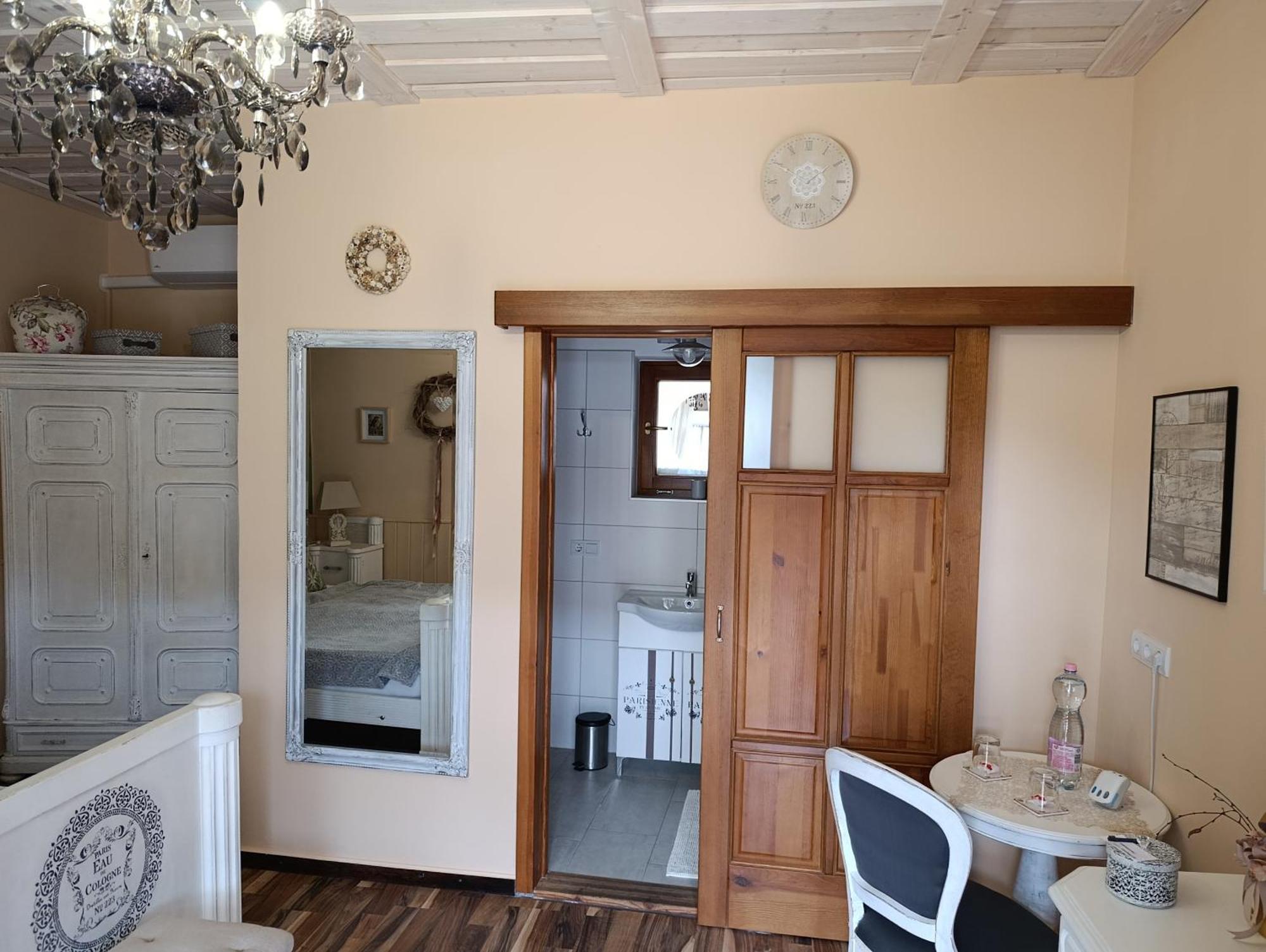 Videki Porta Hotel Herend Buitenkant foto