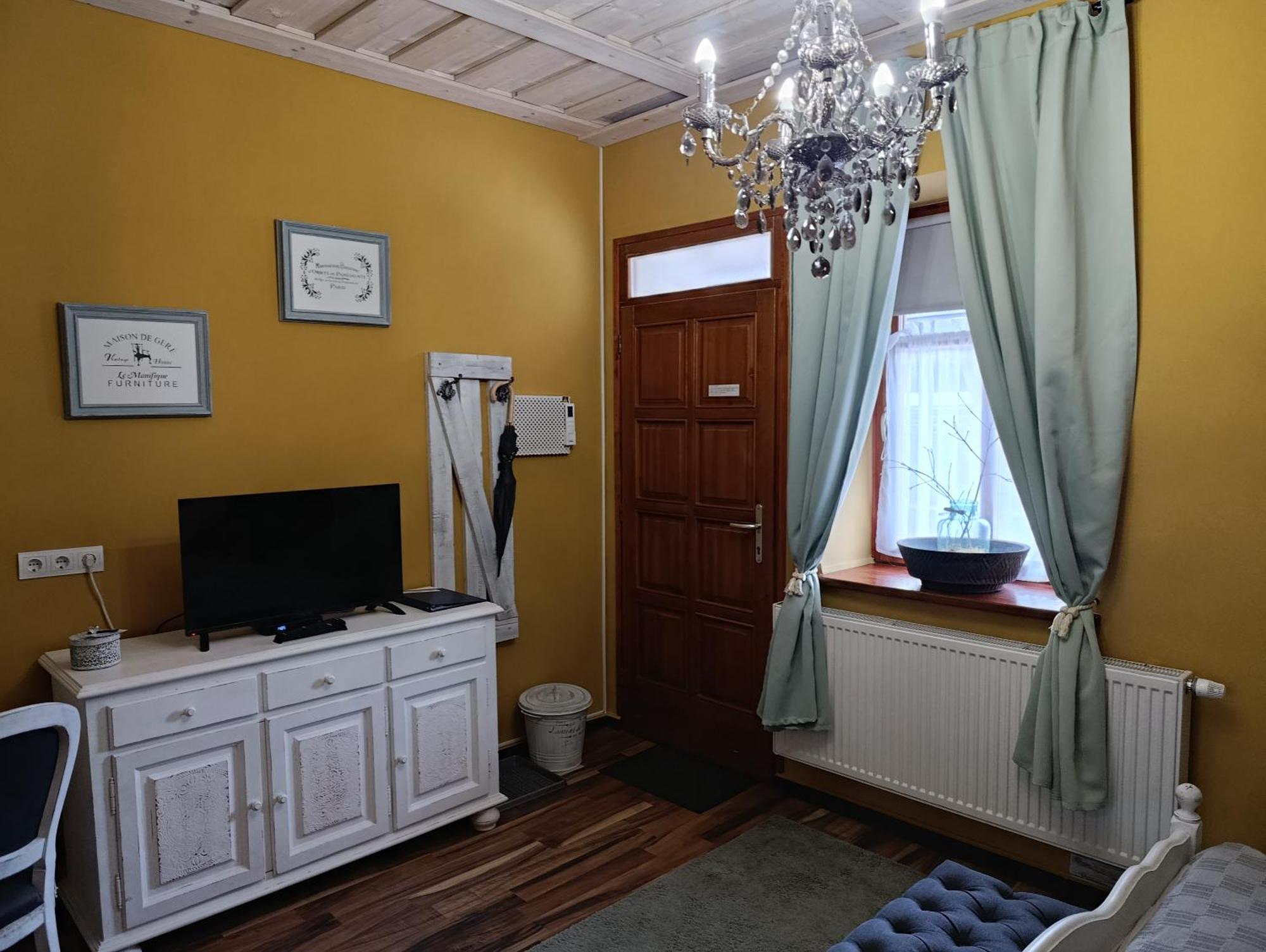 Videki Porta Hotel Herend Buitenkant foto