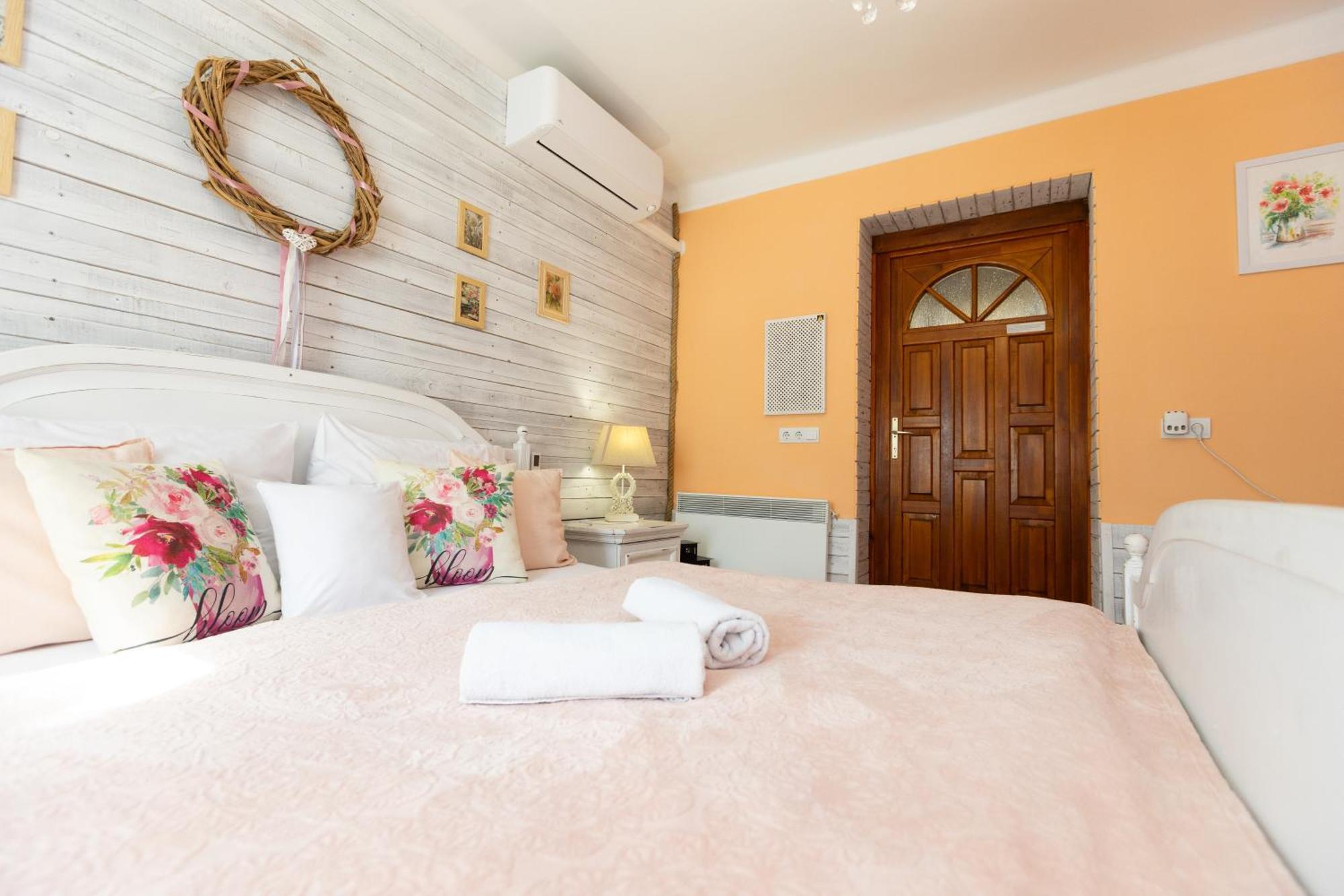 Videki Porta Hotel Herend Buitenkant foto